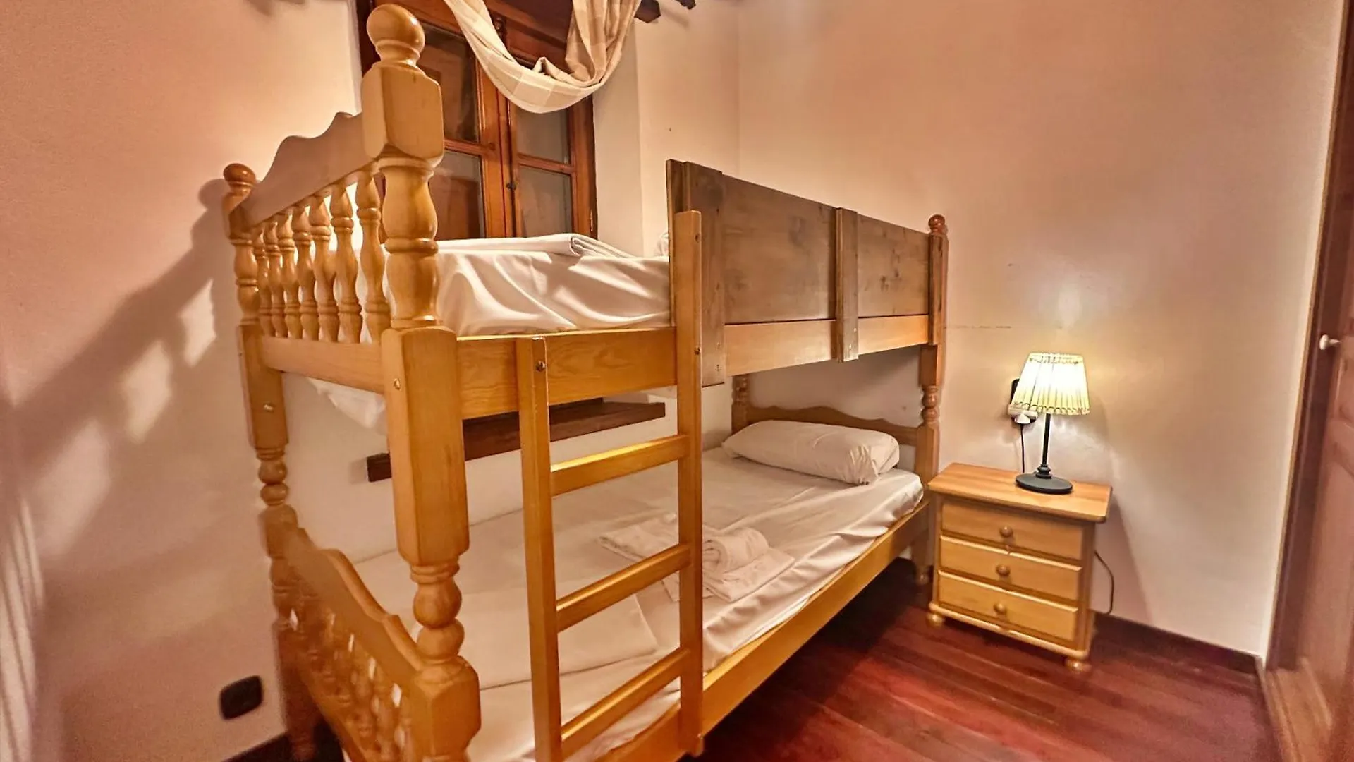 Daire D2, Bordes D'Arinsal, Duplex Rustico Con Chimenea, Arinsal , Zona Vallnord
